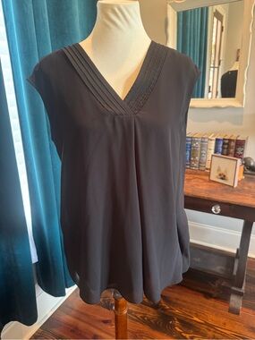 Calvin Klein Black V-Neck Cap Sleeve Blouse